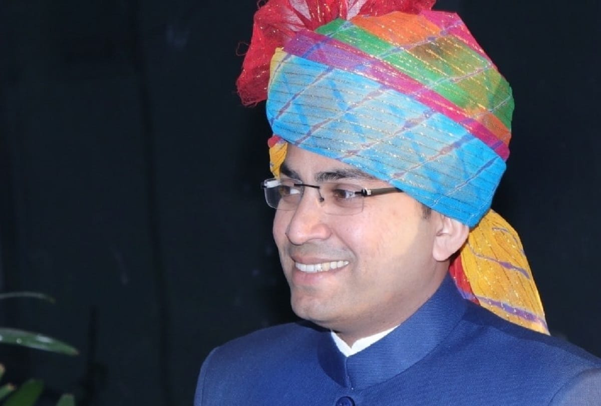 Coronavirus Lockdown in Rajasthan: Churu District Collector Sandesh Nayak Give Up Something campaign got people support