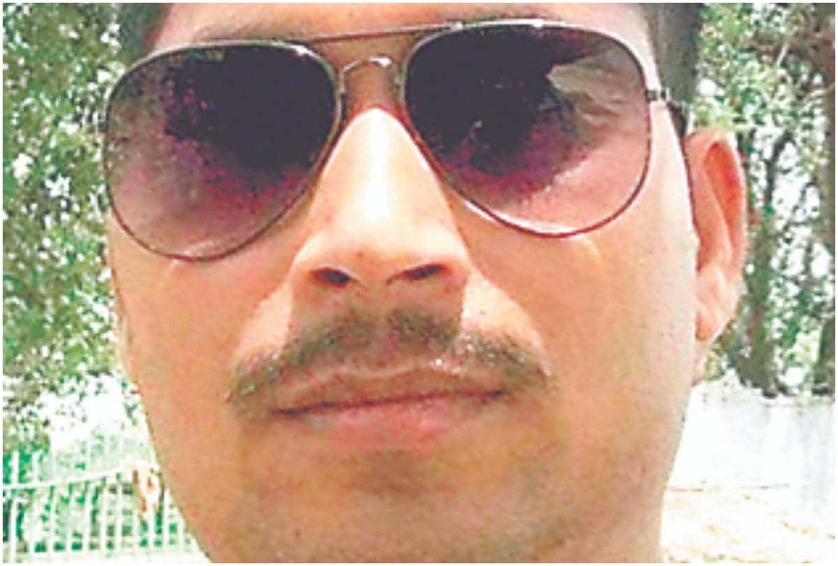 Soldier dies after being crushed by a sand-laden tractor trolley in Prayagraj