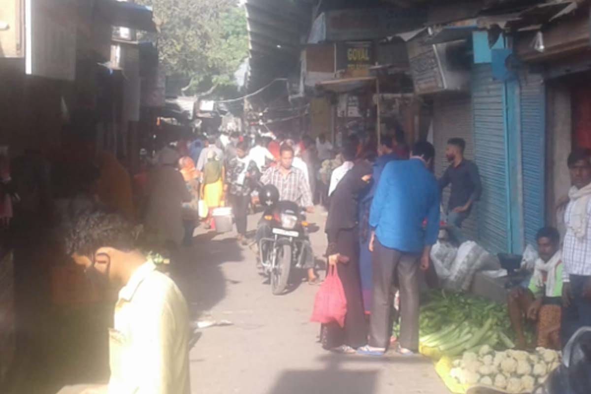 Lockdown update news west Up in Hindi: supply of vegetables started from Meerut to Uttarakhand on eighteen day, E Challan on Breaking Rules