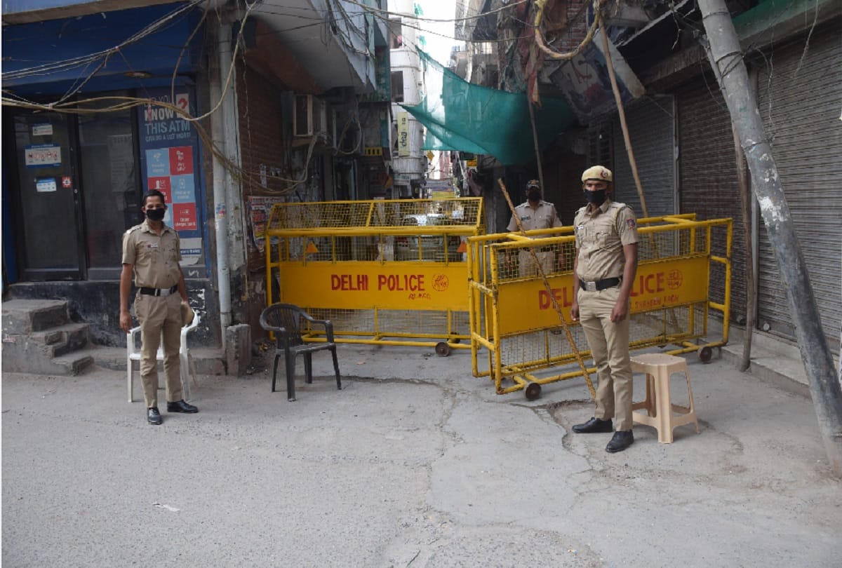 Restriction on activities in the streets of Shaheen Bagh
