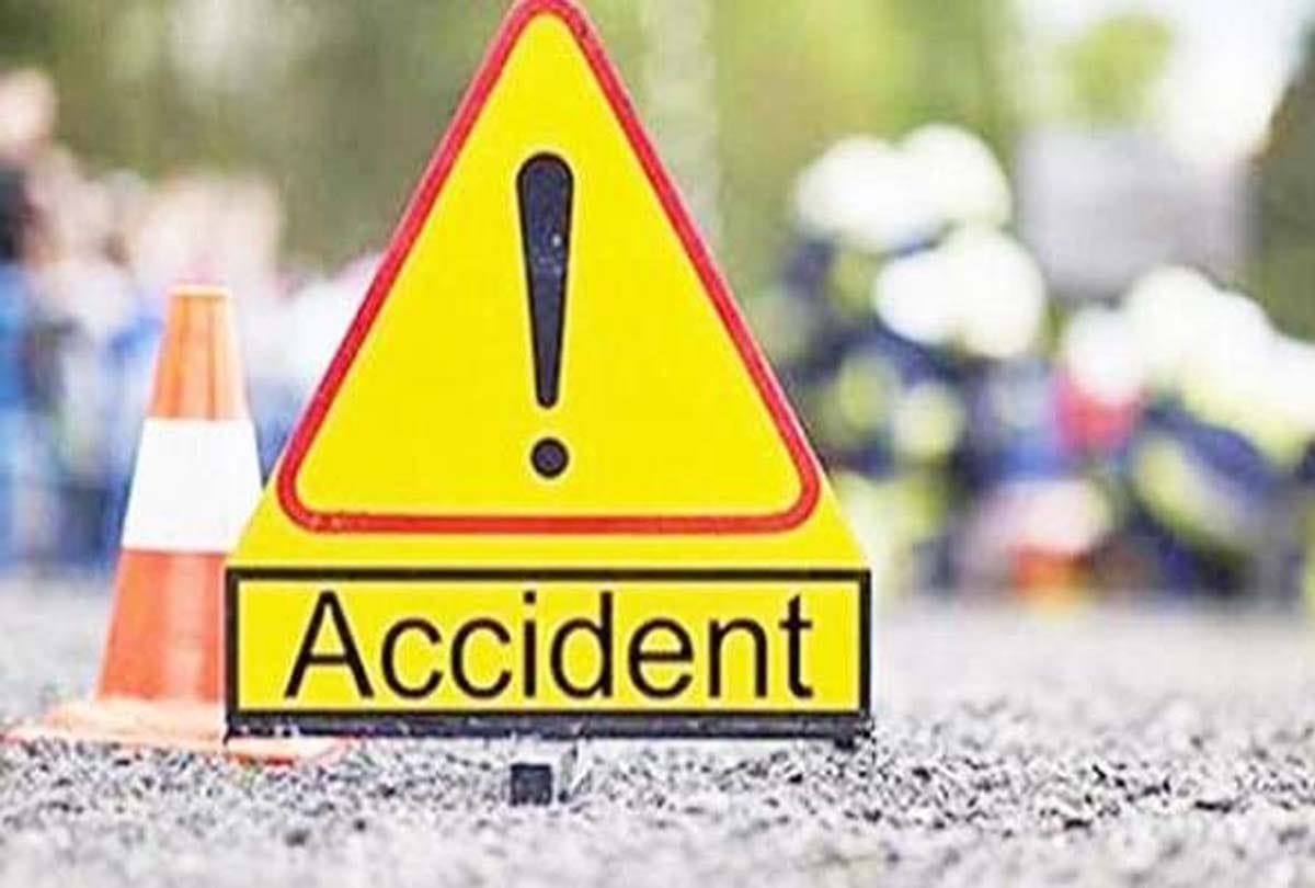 road accident in hardoi, one died and four people injured