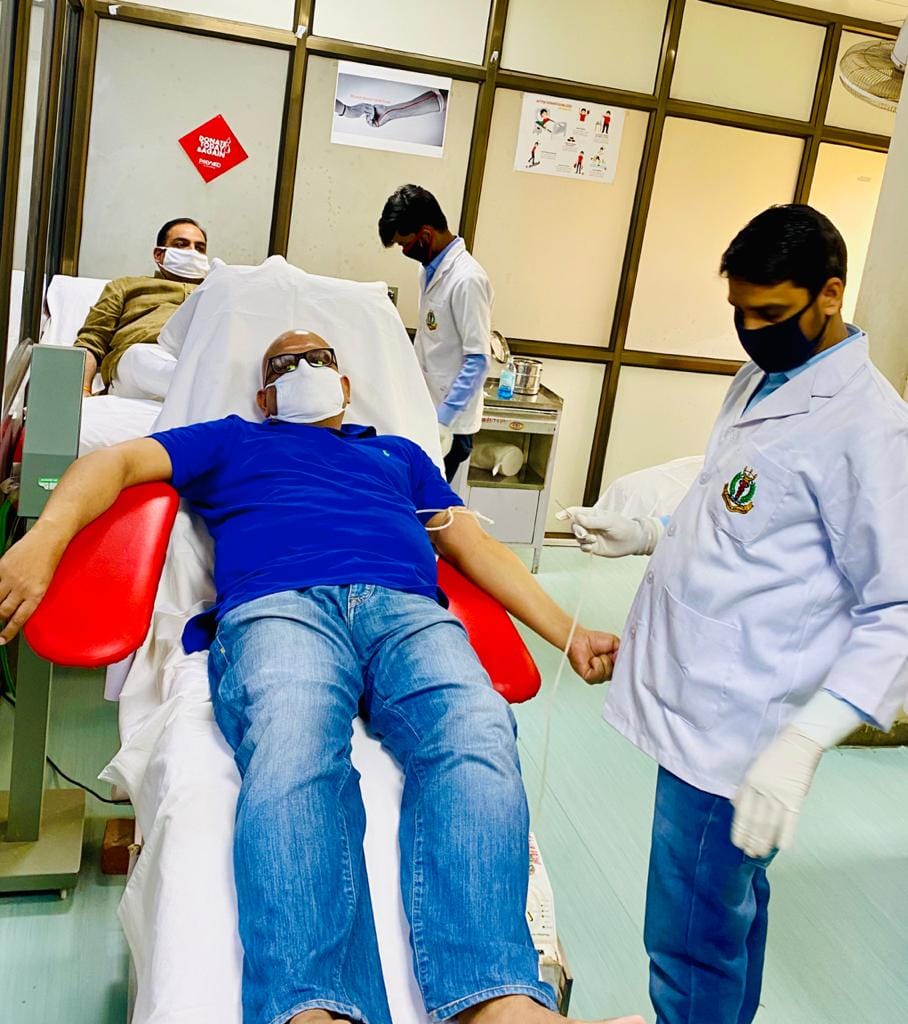 Blood donation reported in the blood bank due to corona epidemic