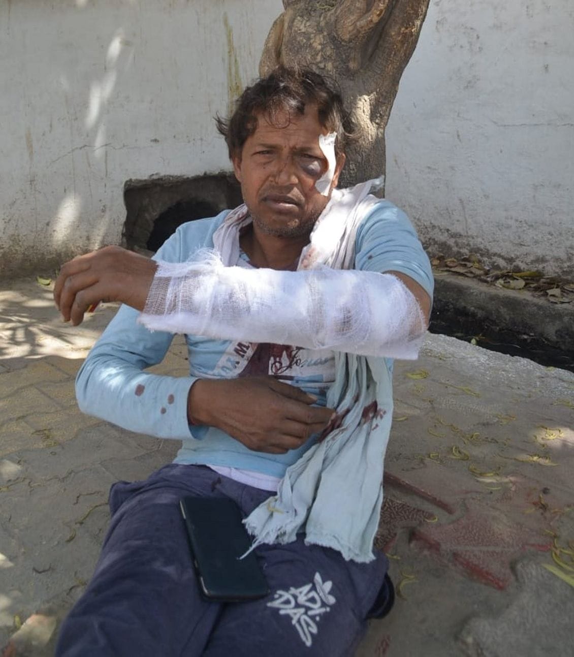 A fight between two people in the community