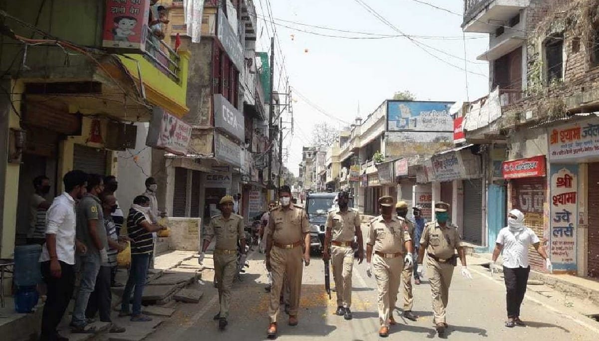 coronavirus people careless in red zone of corona cases area in varanasi