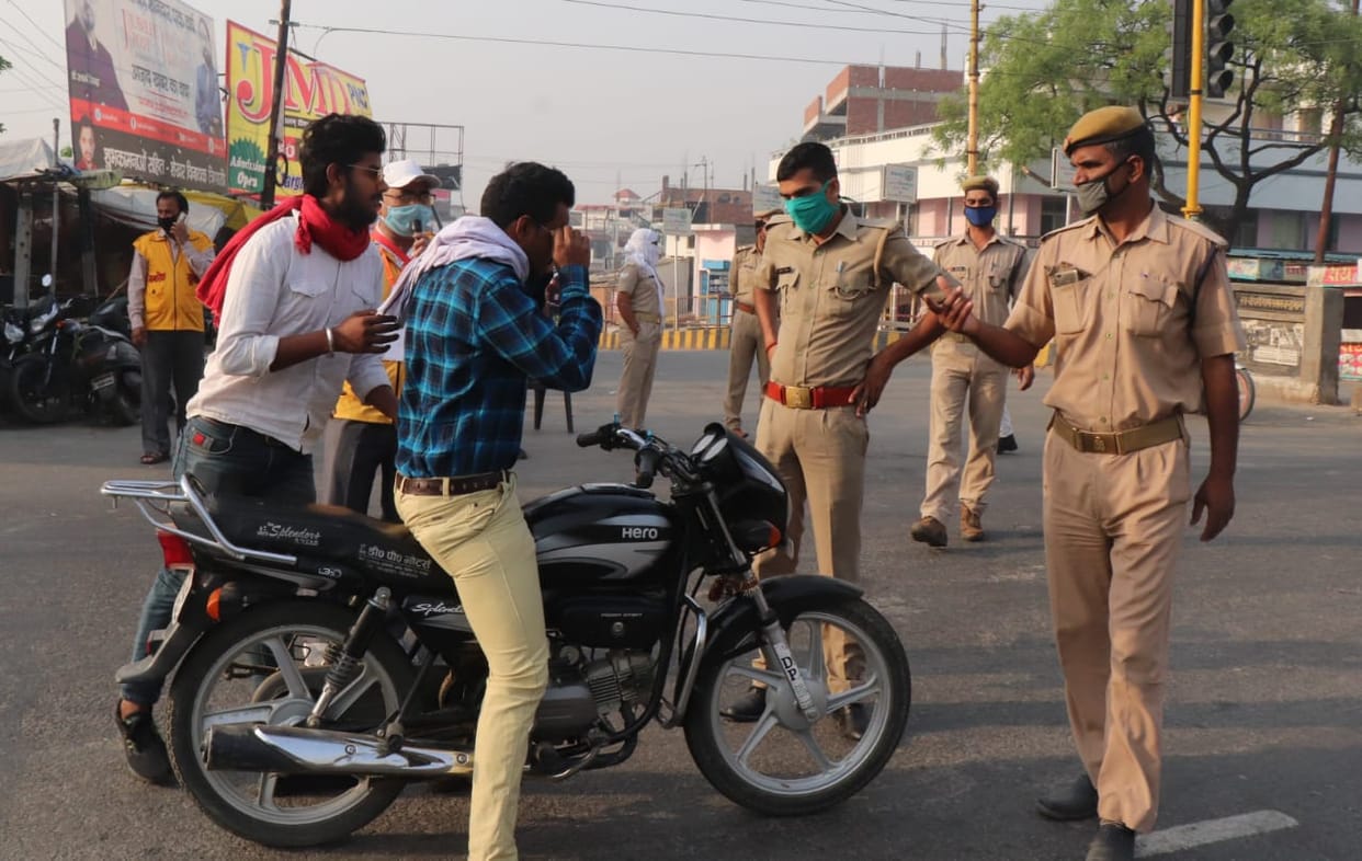 Lockdown gorakhpur, officers Strictness on rule violation for people may Fined and lead to jail due