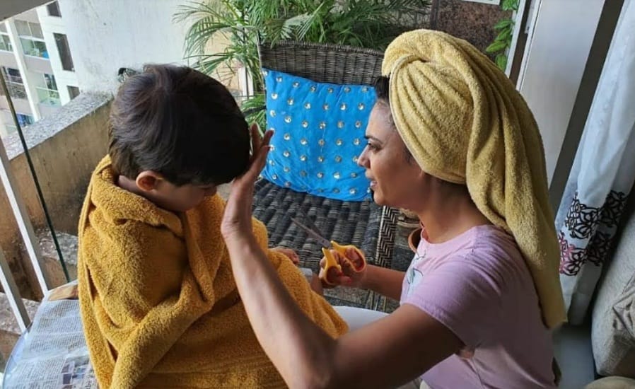 Shweta Tiwari cut her baby boy Reyansh hair and shared a few pictures On Instagram