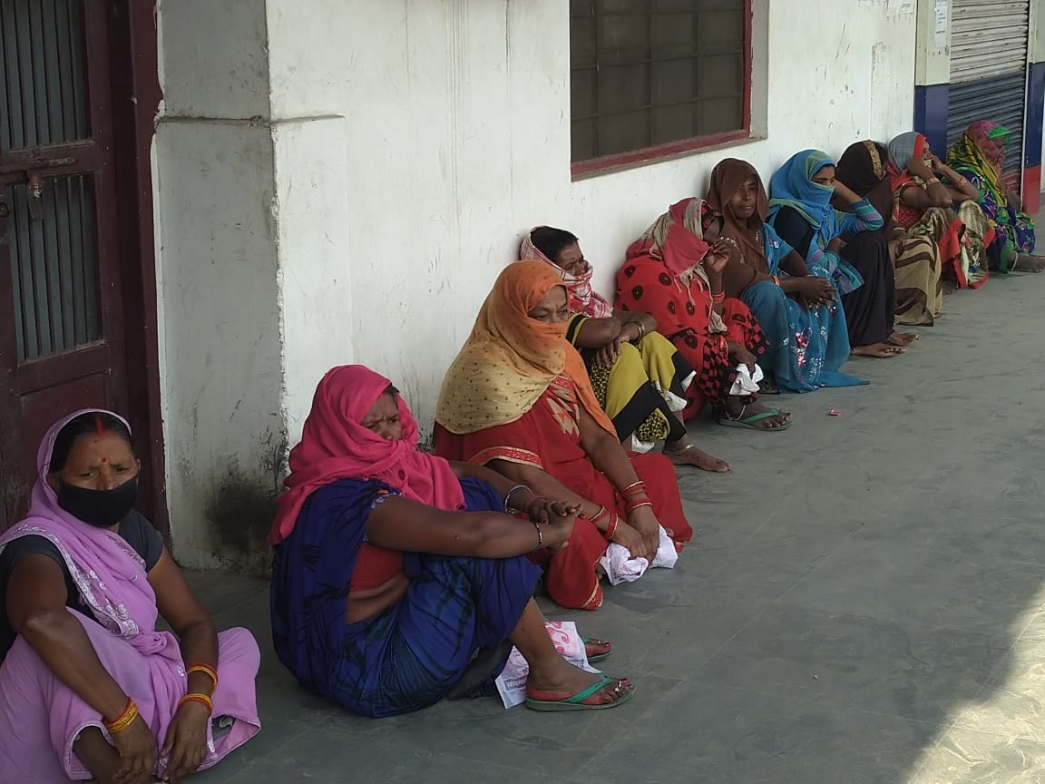 gorakhpur lockdown update see latest photos in gorakhpur curfew, 13 april latest update news