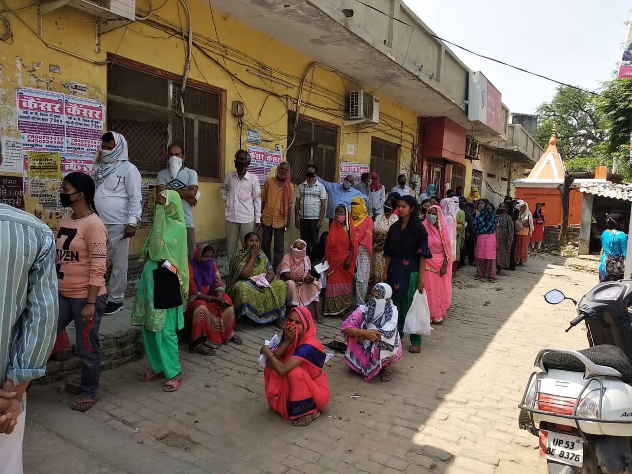 Postal department start micro ATM for withdraw cash in gorakhpur