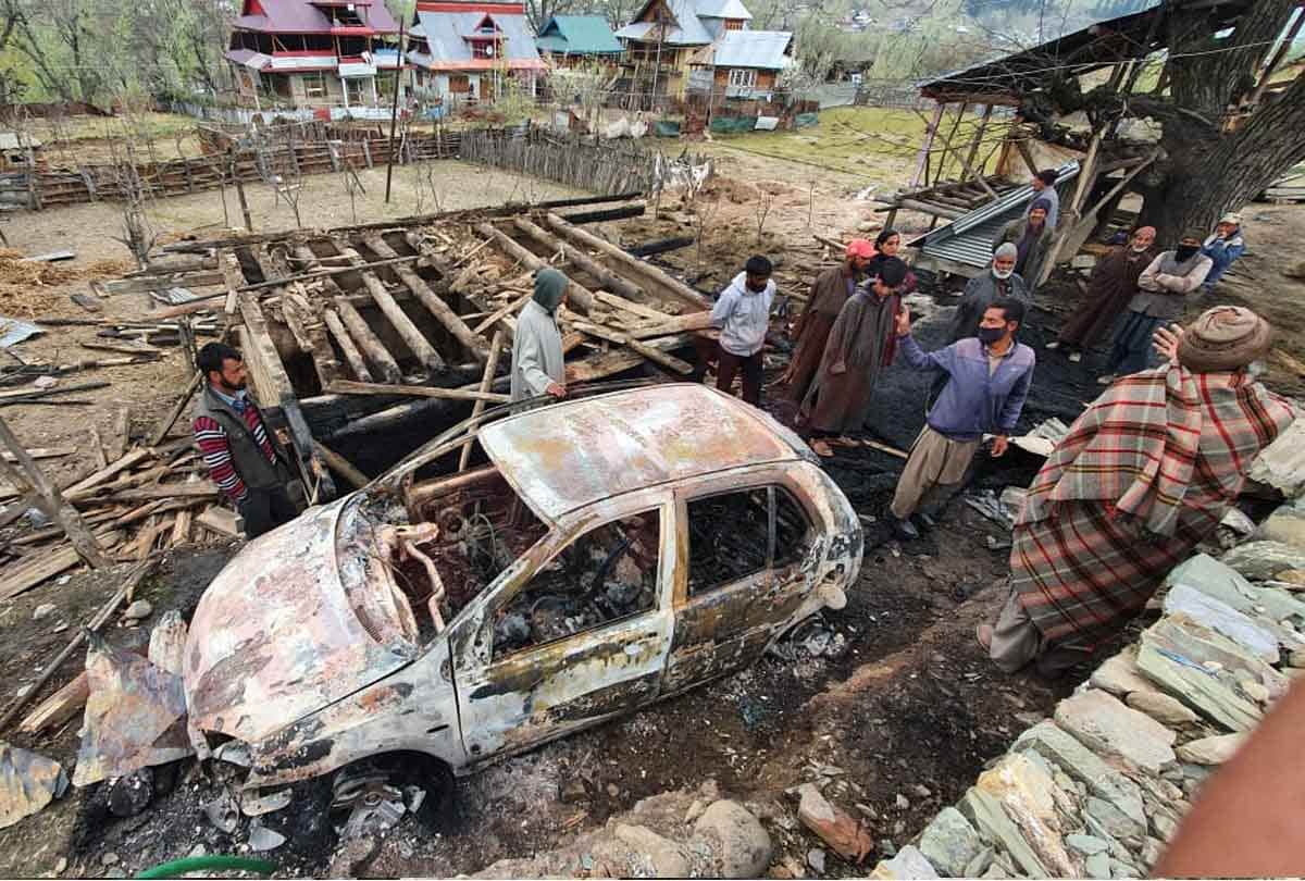shelling in residential area by pakistan in jammu kashmir, three civilians dead