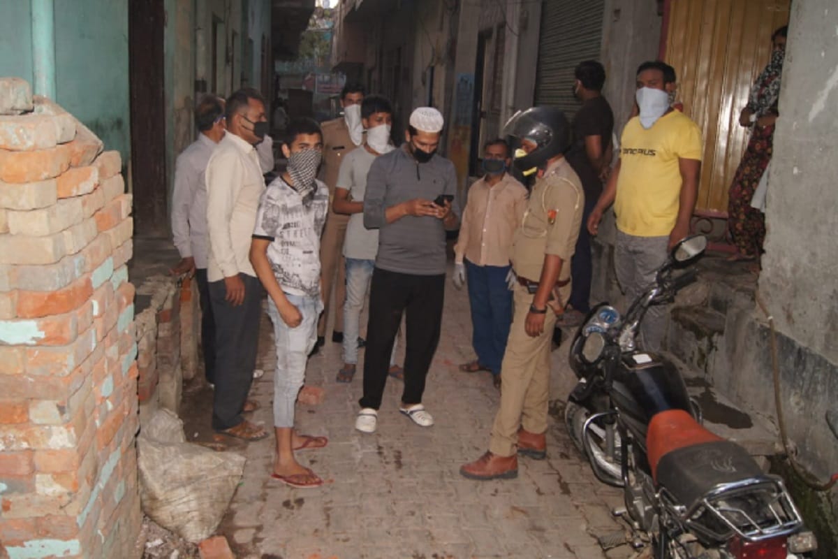 Lockdown Update, fight between in two side a colony of Meerut city