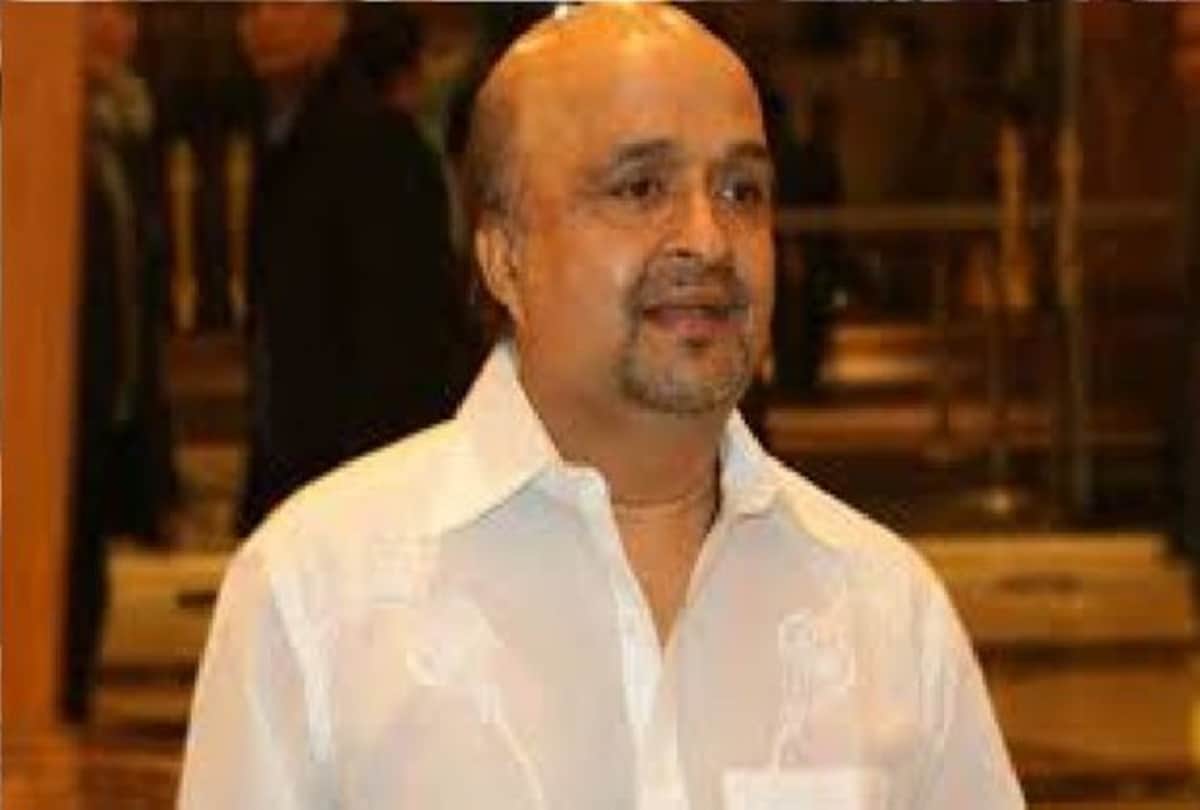 Bollywood Lyricist Sameer and Javed Akhtar is Upset From Remix Songs Credit Not Given Says He Will Fight in Court