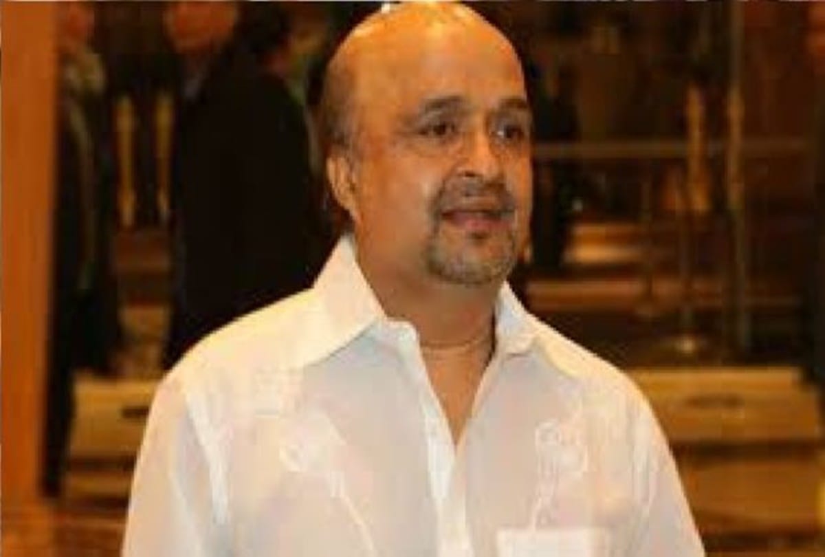Bollywood Lyricist Sameer and Javed Akhtar is Upset From Remix Songs Credit Not Given Says He Will Fight in Court