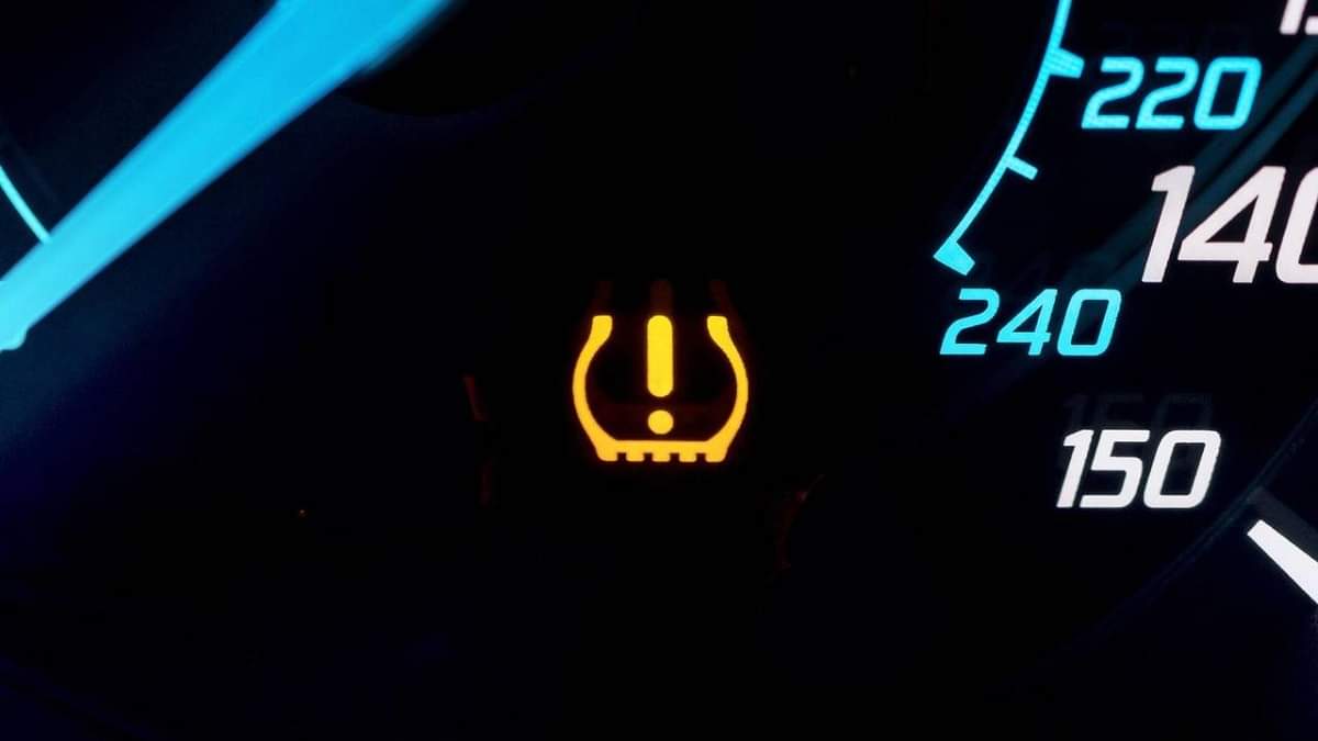 car tips in hindi: know the car warning lights or signs on dashboard, Guide of Car Diagnosis