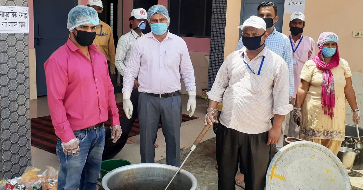 Food is served to the needy in Ram Rasoi