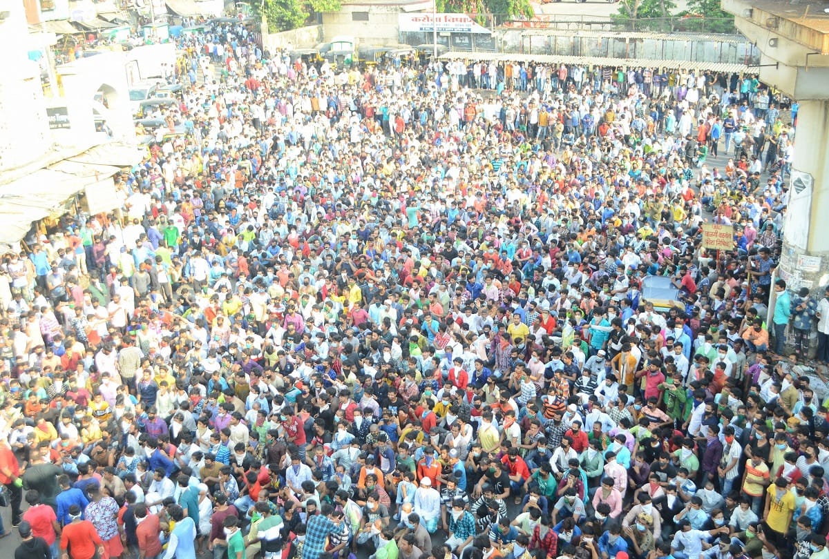 Mumbai large group of migrant labourers gathered Bandra, demanding for permission to return to their native states