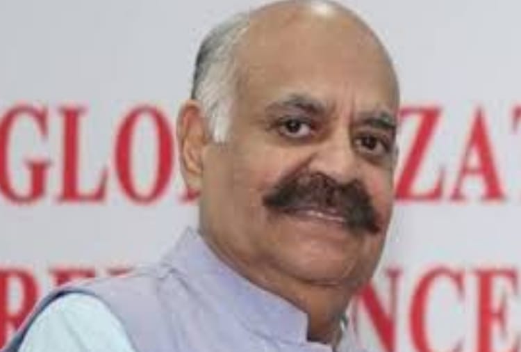 Chandigarh Administrator VP Singh Badnore take review meeting with Tricity officials