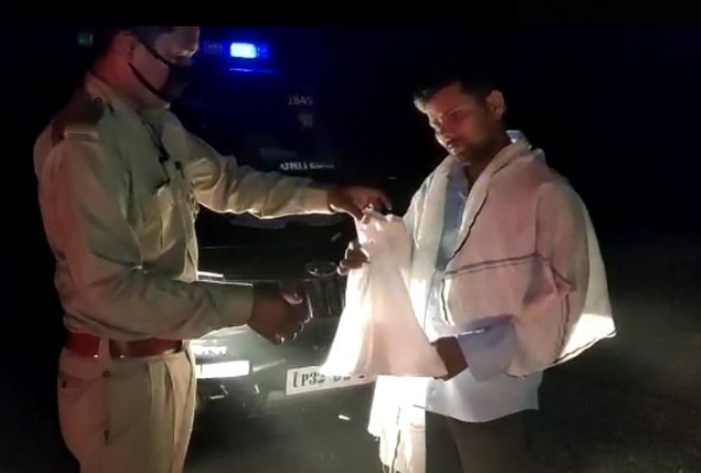 PRV helped an old man of sultanpur
