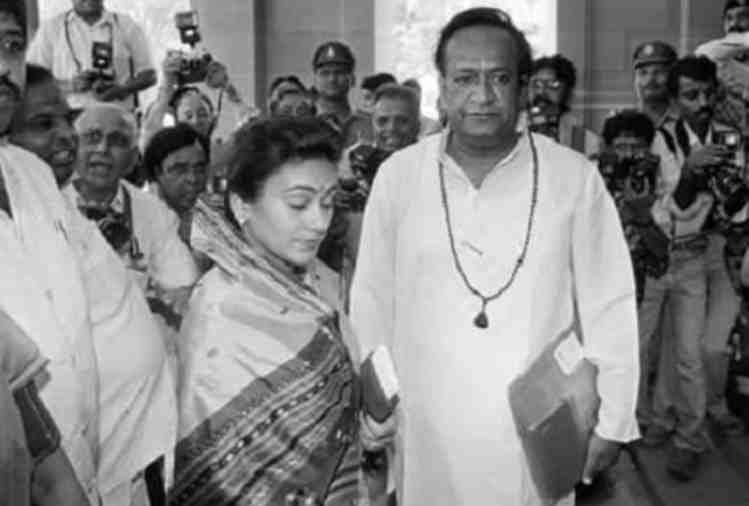 ramayan Dipika Chikhlia and arvind trivedi entering the parliament