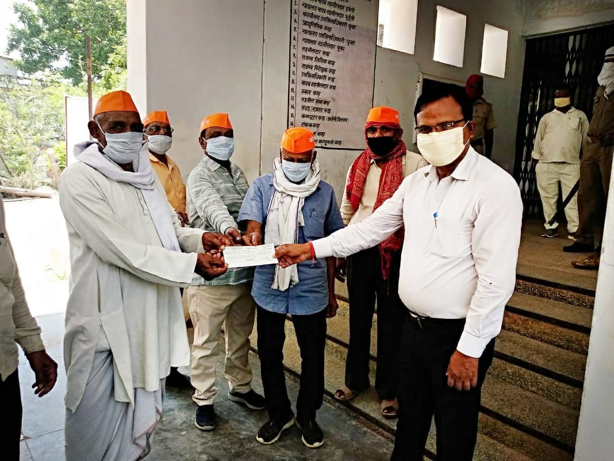 Aryasamaj gave a sum of 51 thousand in relief fund