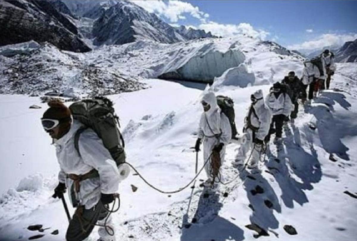 Army gives message of rescue from Corona from world's highest battlefield Siachen