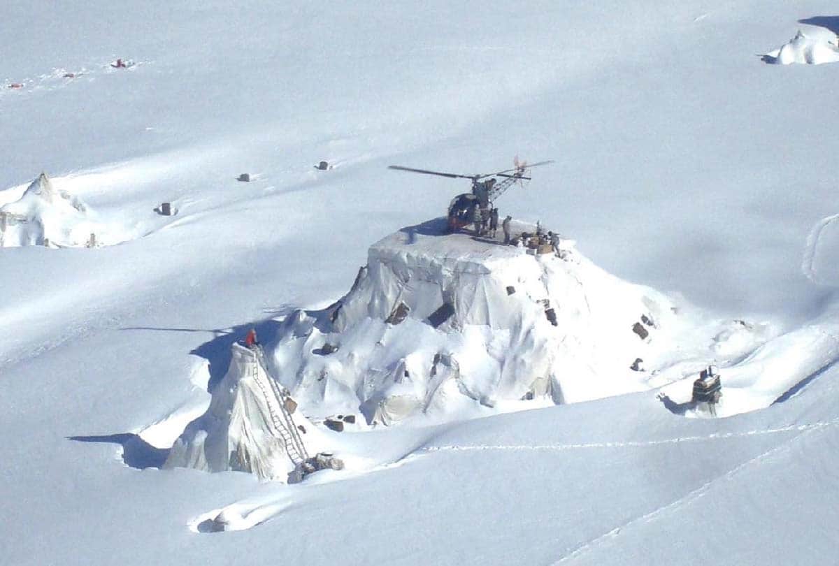 Army gives message of rescue from Corona from world's highest battlefield Siachen