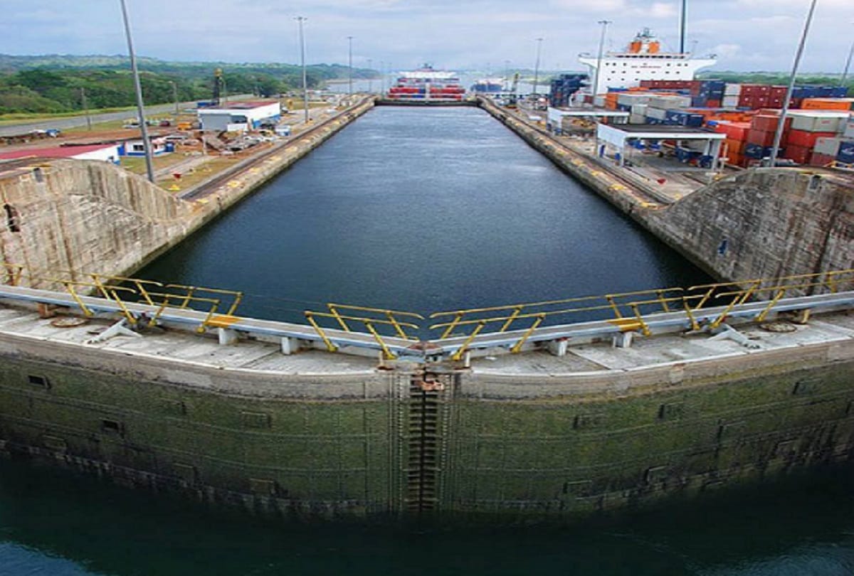 history and facts about panama canal