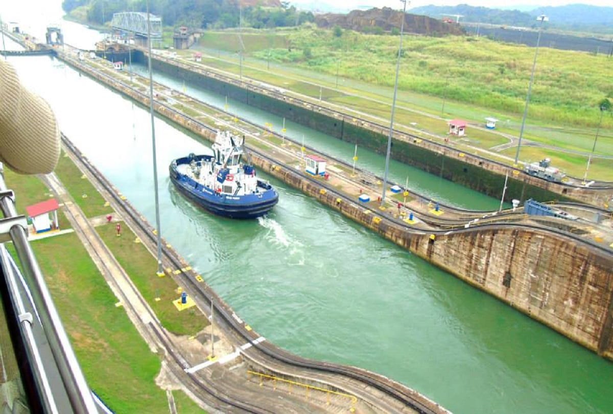 history and facts about panama canal