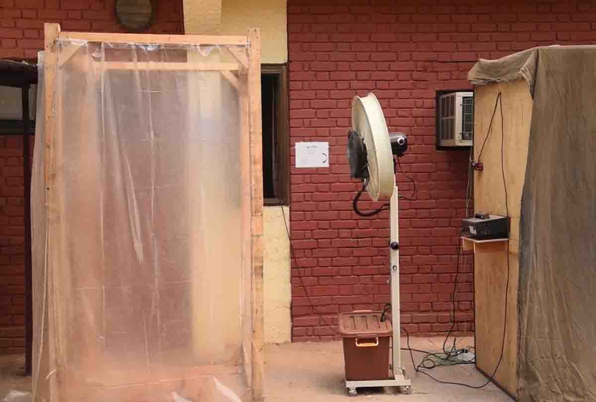 IIT Kanpur built rapid disinfectant chamber, will burn corona virus in two minutes