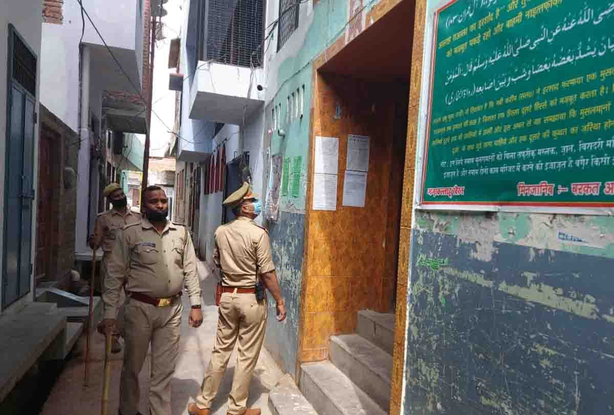 Police raided mosques on information of jamati's