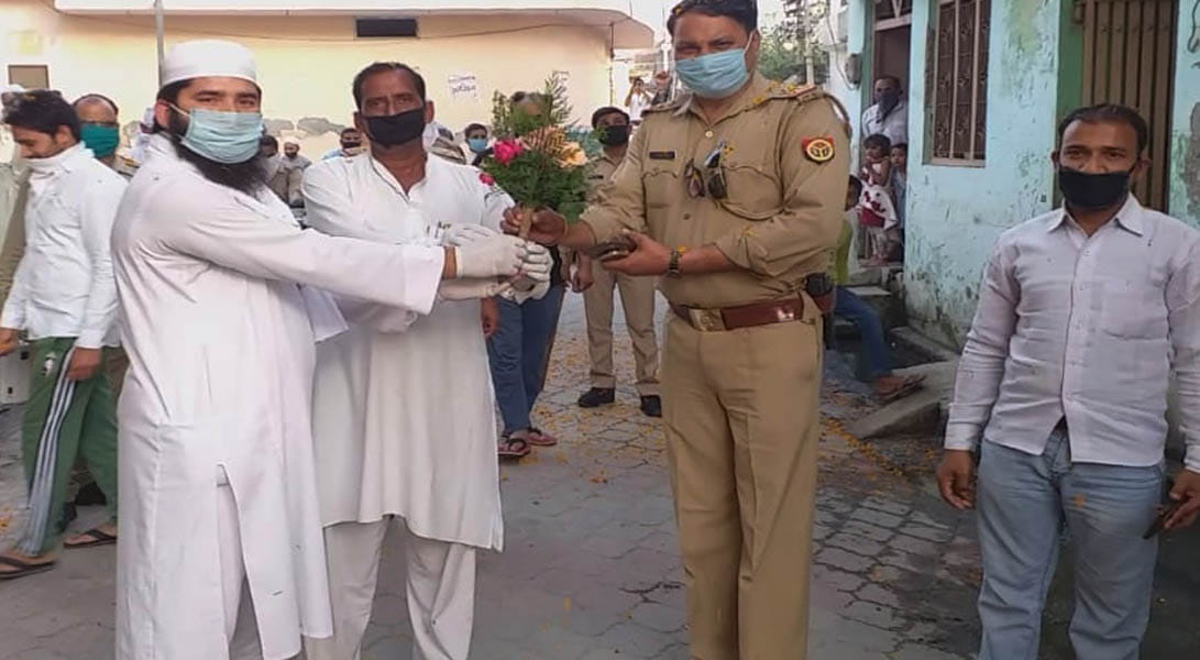 Muslim society greeted the police