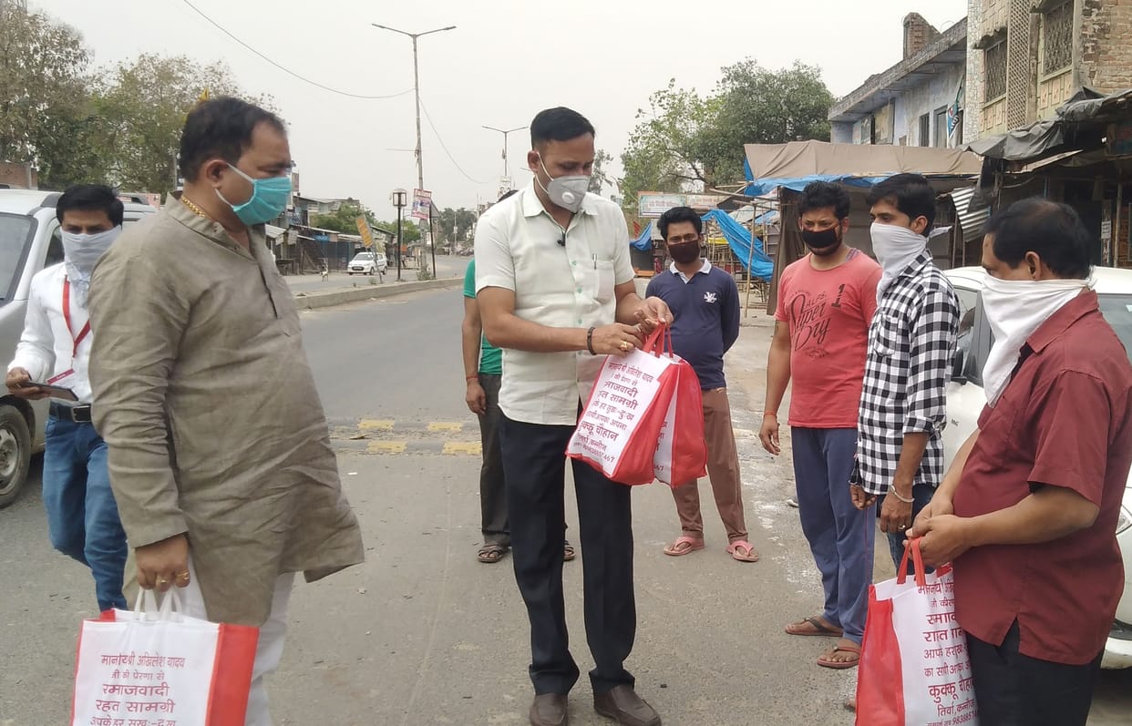 raashan khatm, sadak par aae bangaalee