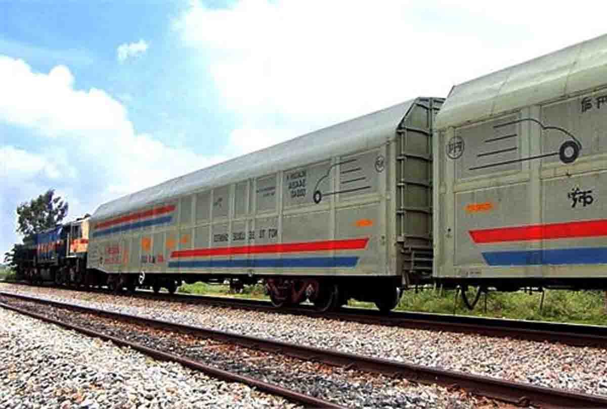 Special parcel trains will run till 3 May