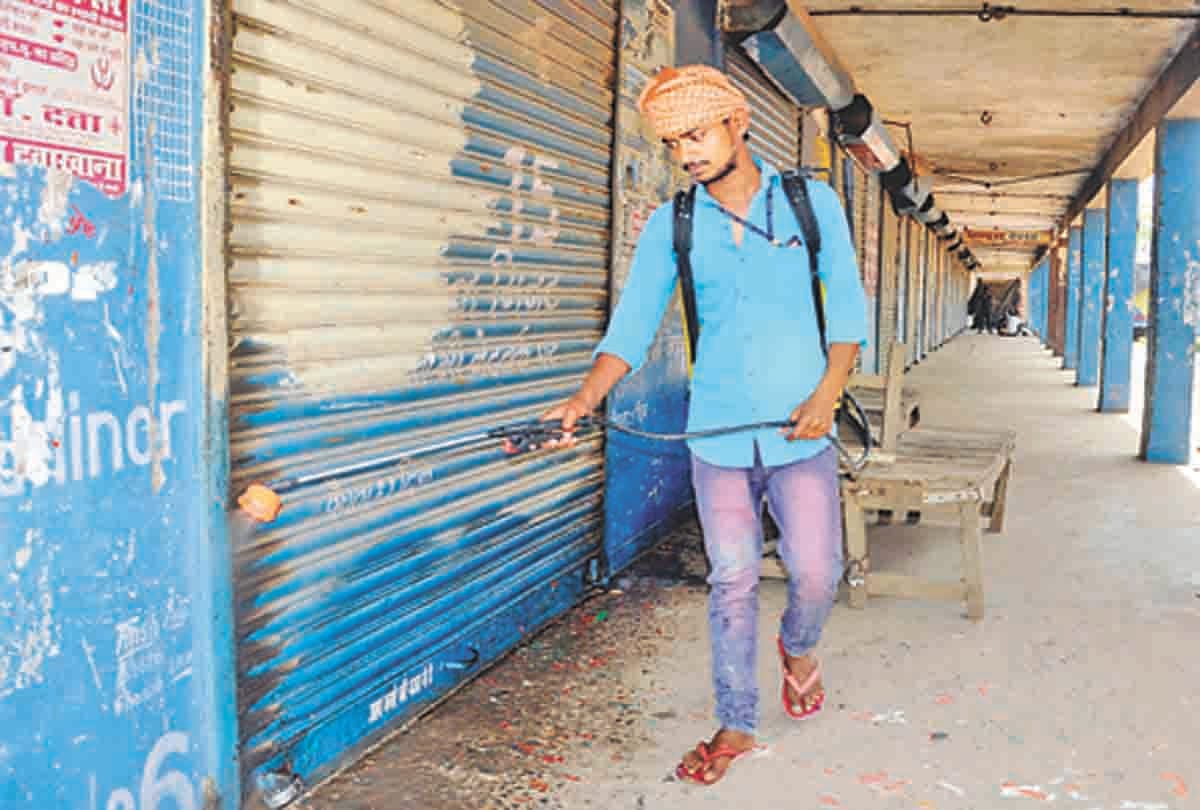 Staff duty should be imposed for 24 hours at the crematorium in varanasi