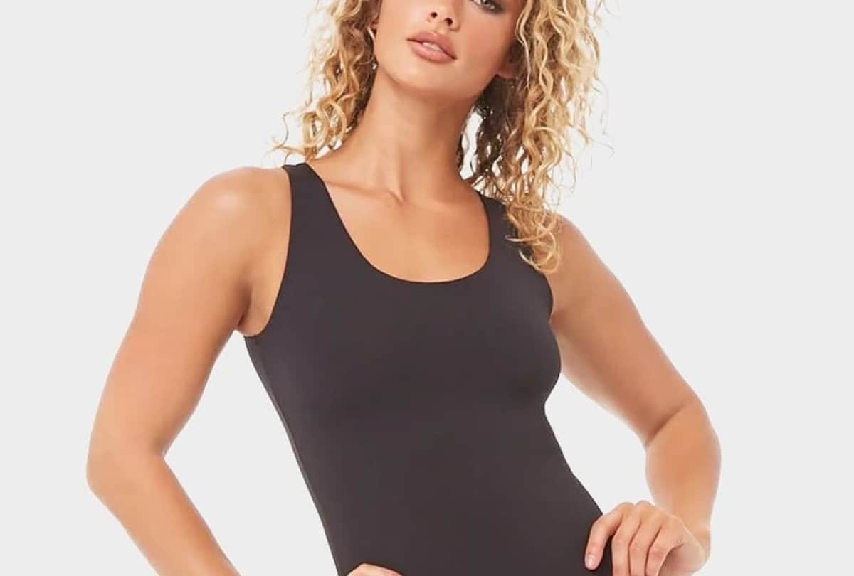 every women must include a good size shapewear in wardrobe for looking stylish