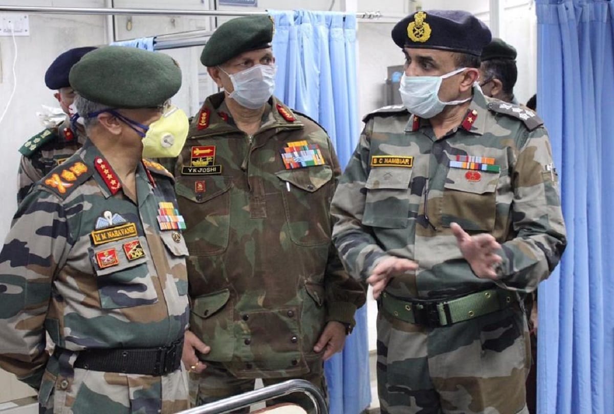 Army Chief General Manoj Mukand Narwane arrives in Jammu and Kashmir on a two-day visit