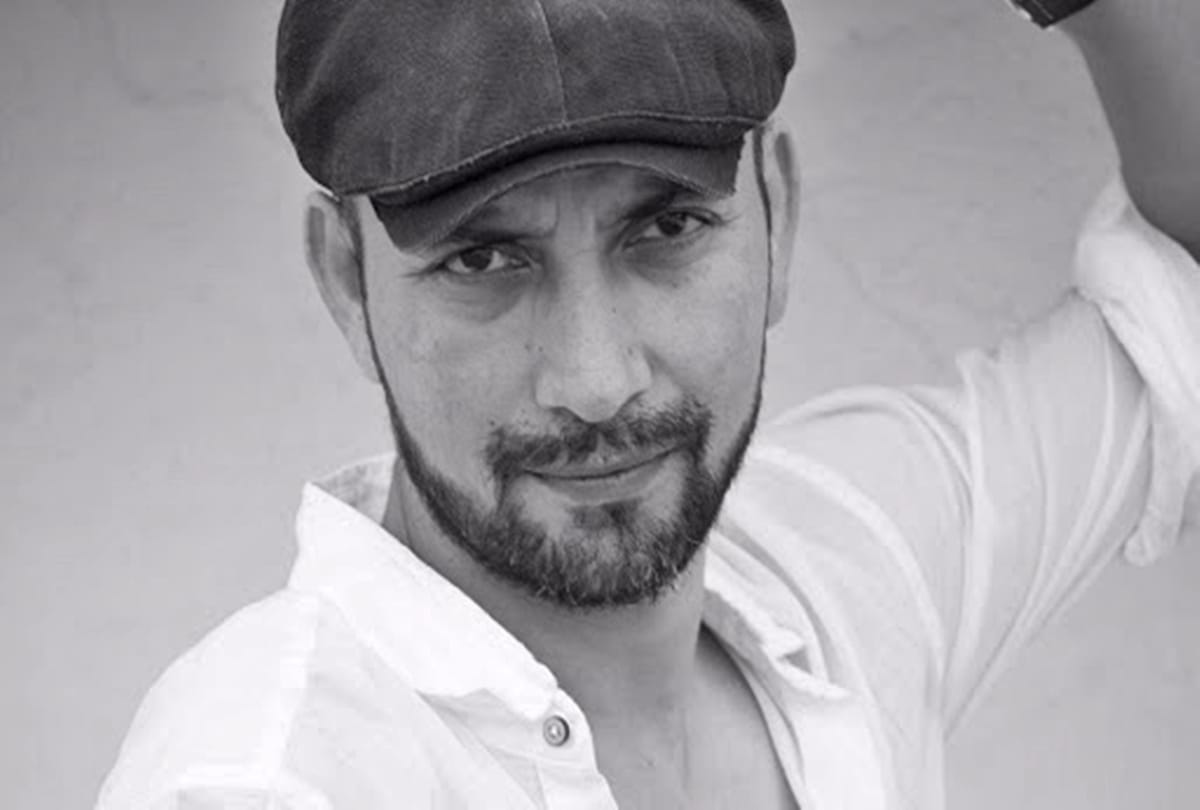 Deepak Dobariyal Birthday know some special unknown facts about actor life and career