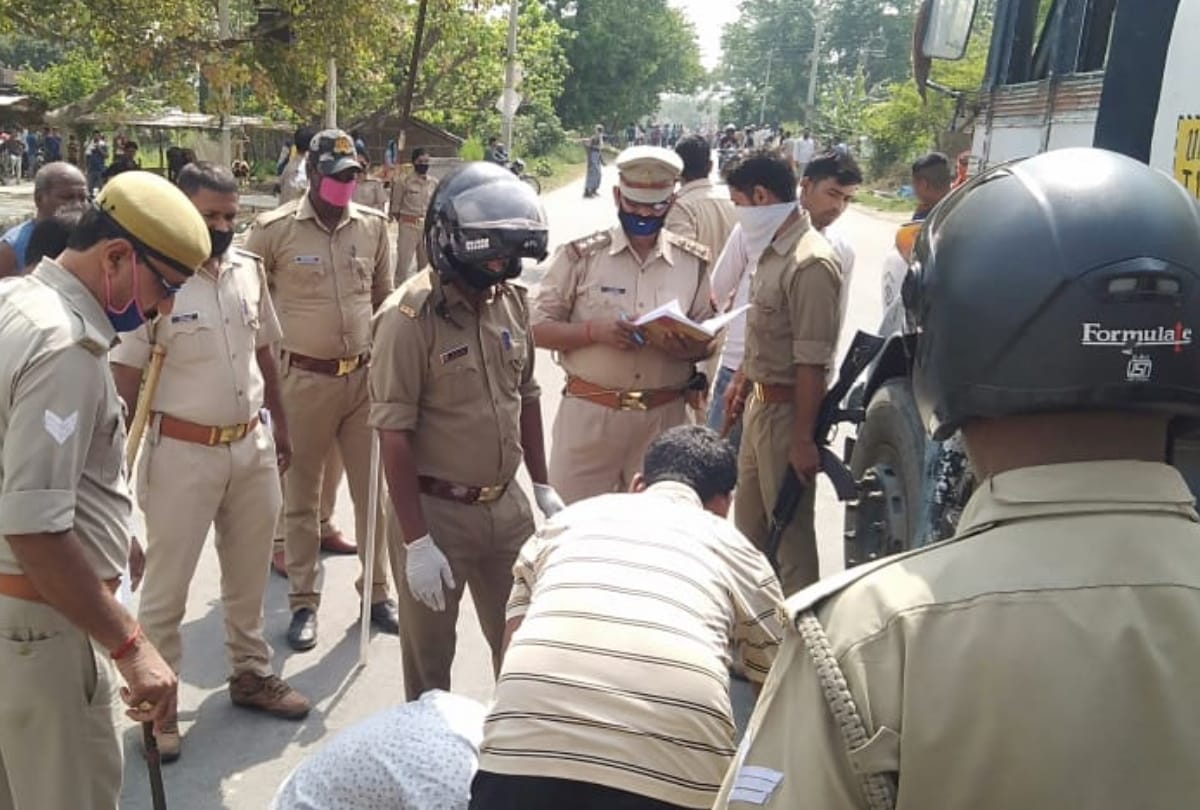 woman died in road accident in kushinagar
