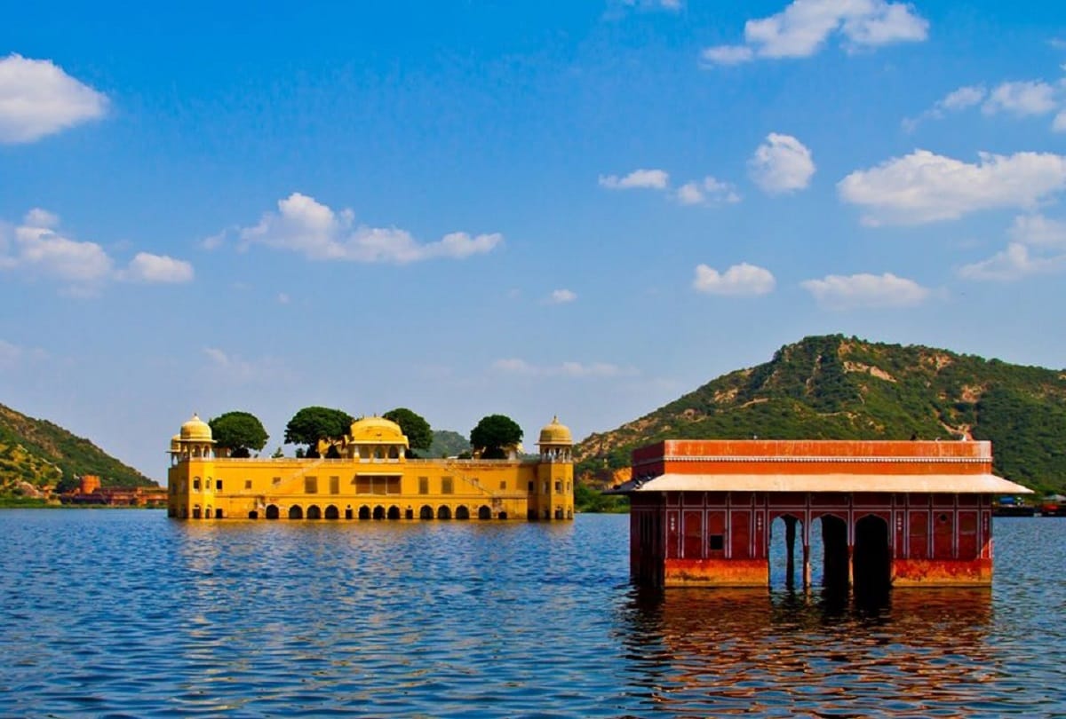 Valentine day 2022 Best Romantic Destination For Couple in India under Rs 5000