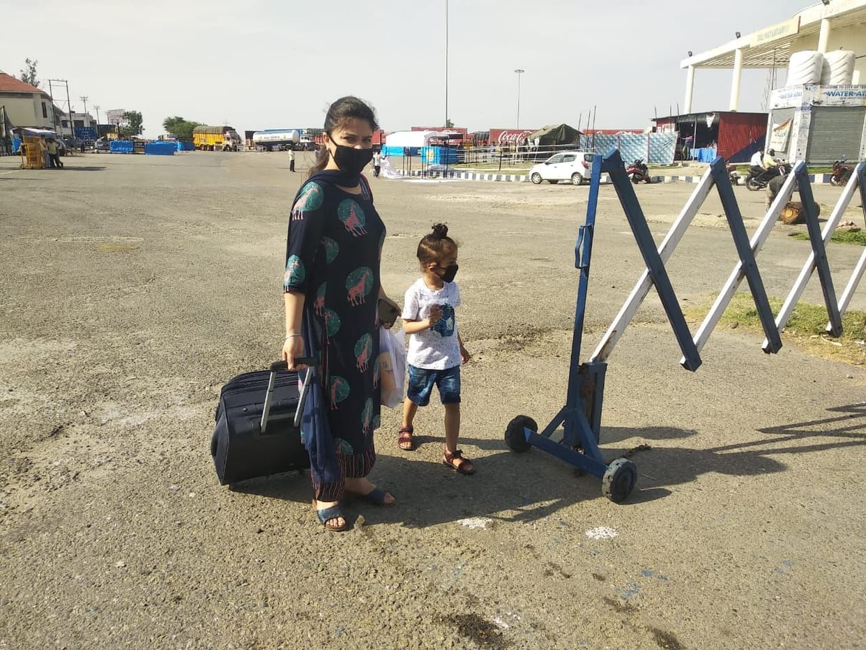 coronavirus, lockdown, curfew, A Child Arrived to Kathua of Jammu Kahmir
