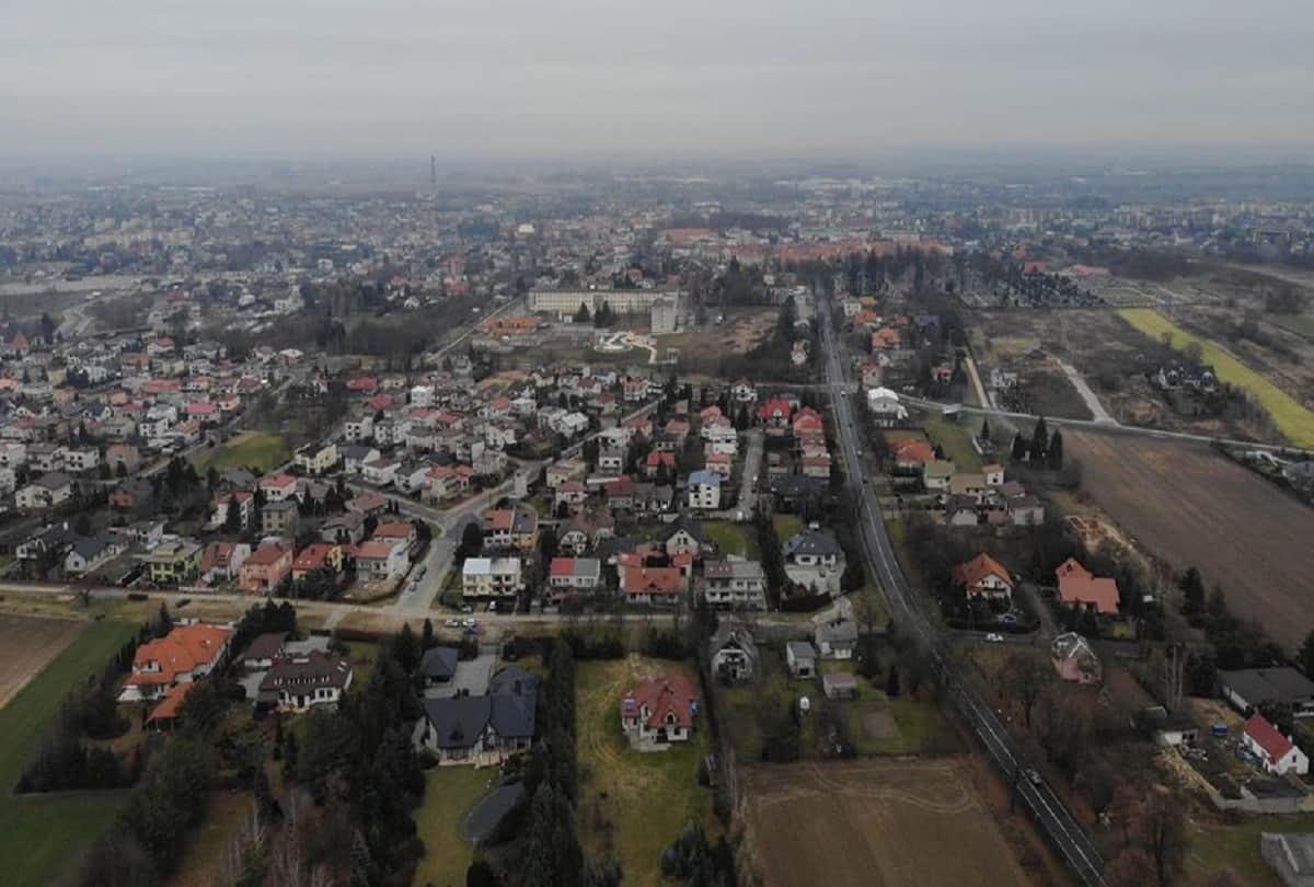 world most longest village situated in poland with the capacity of 1600 house