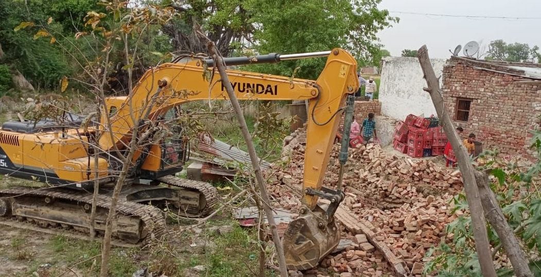 Land occupied by irrigation department, police removed
