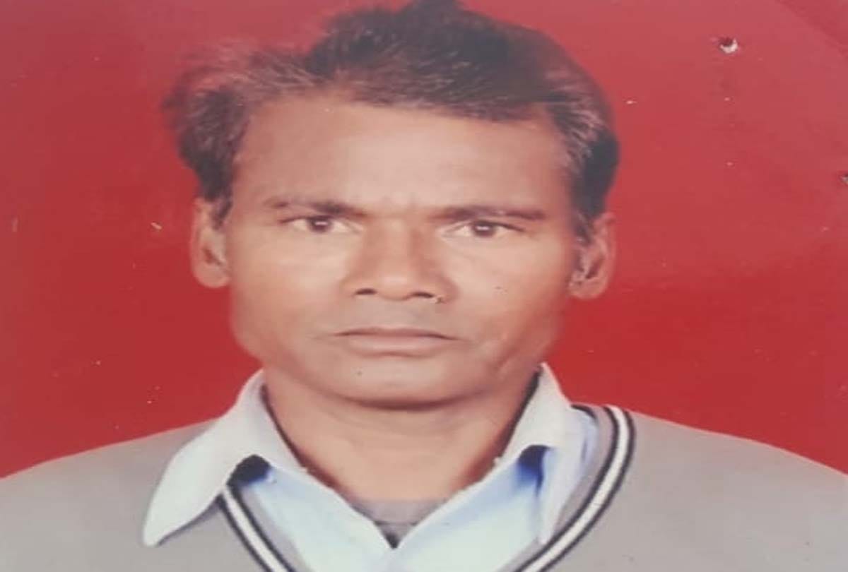 worker killed himself by hanging in hardoi