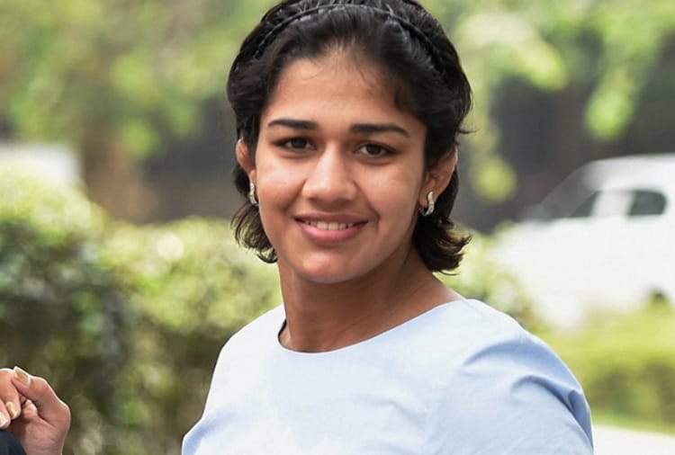 coronavirus, lockdown, curfew, Babita Phogat Trolling due to Statement on Tablighi Jamaat