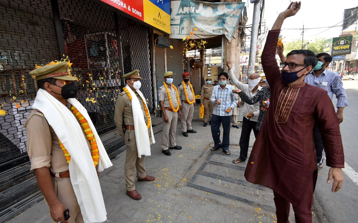 bjp officials honored policemen