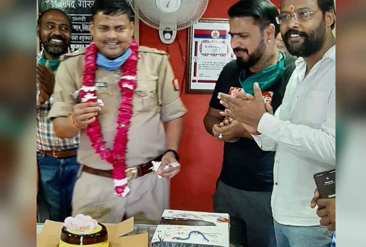 Lockdown in Gorakhpur, UP (Uttar Pradesh) Latest News Update Today: Policeman Birthday Celebration in Gorakhpur