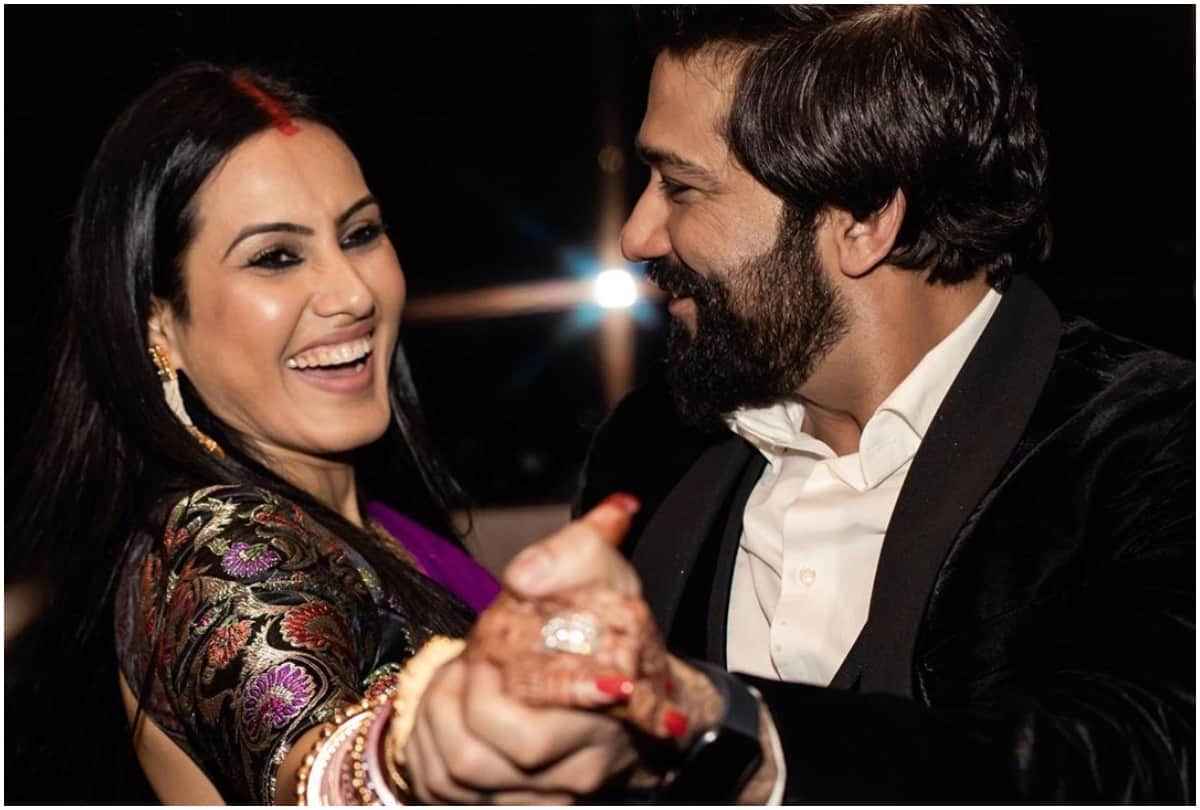 Kamya Punjabi shared romantic dinner date picture with husband Shalabh Dang