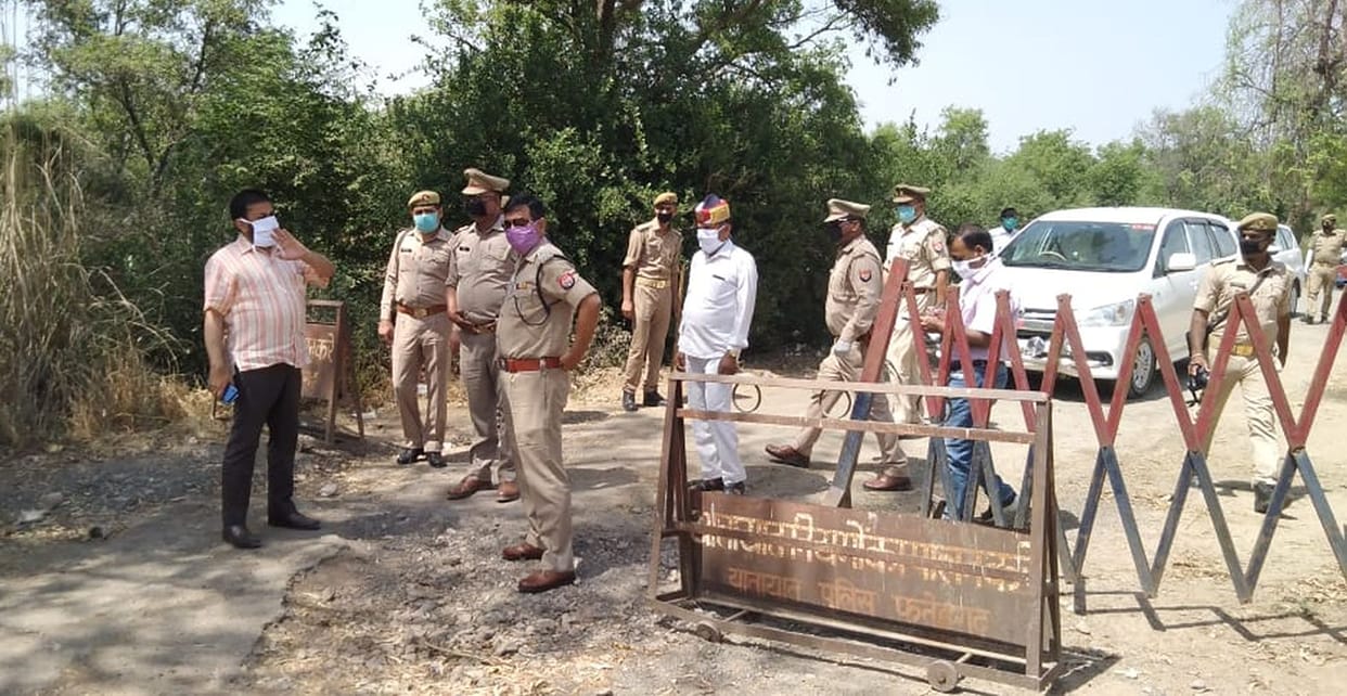 Tightening of border due to increasing infection in neighboring district