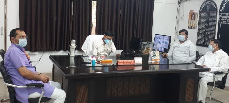 Hathras: Now online registration of wheat sale will be done at public utility centers