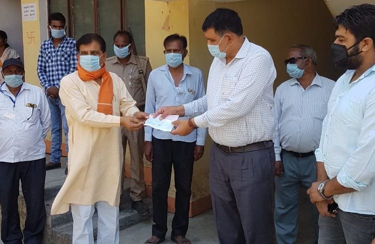 55 thousand check handed over to Tehsildar