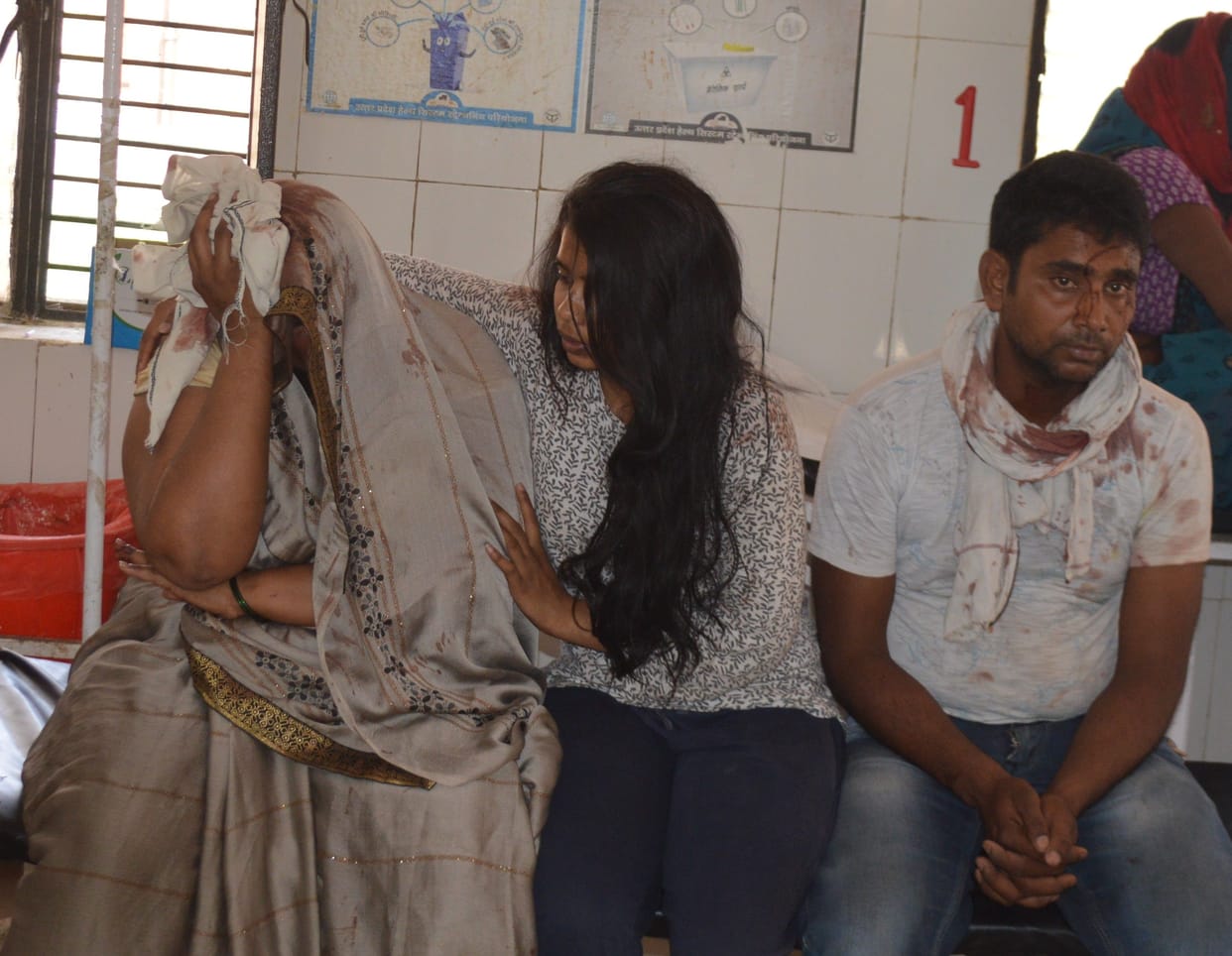 Hathras: Sticks, poles, nine injured, one in critical condition